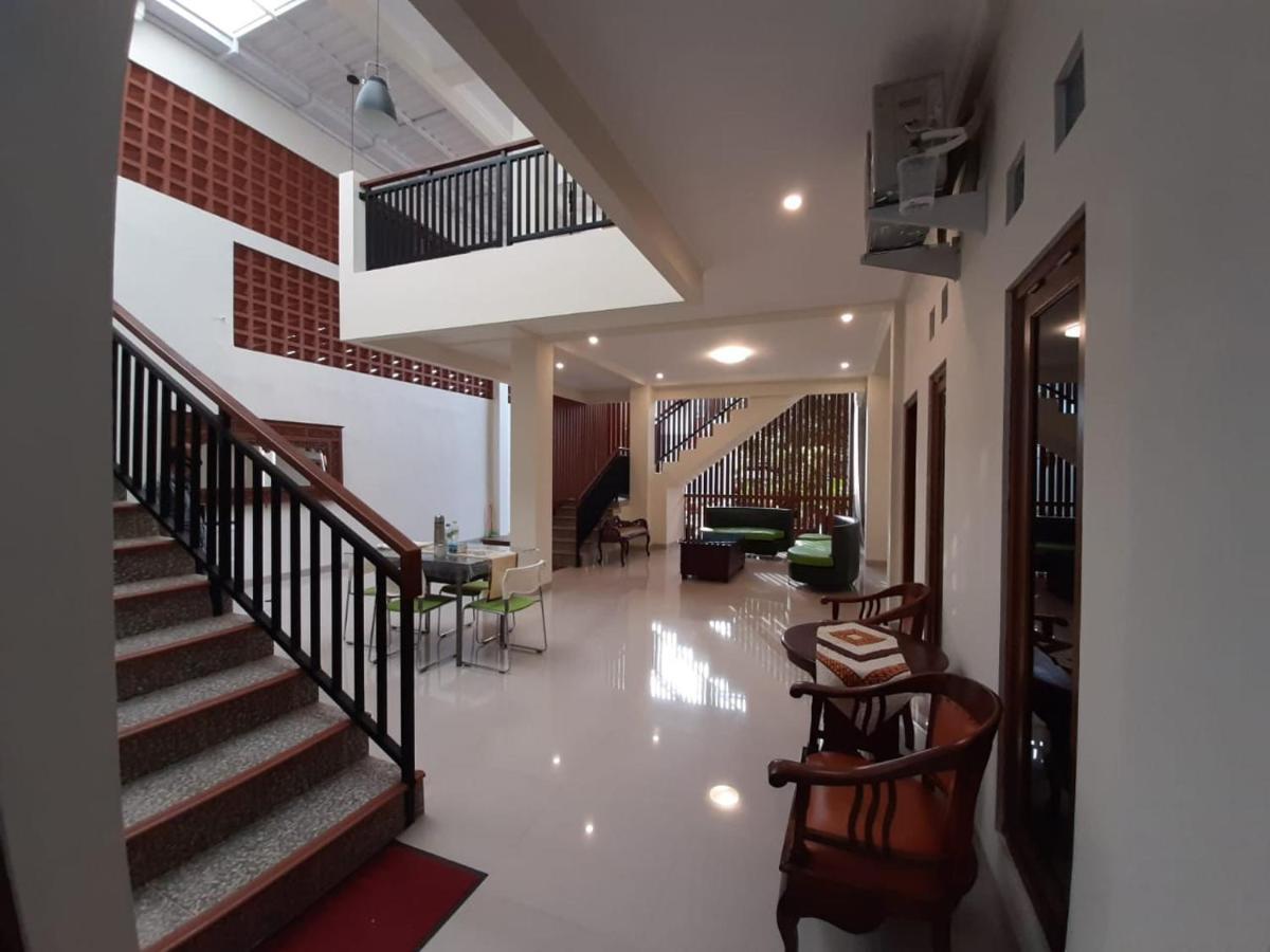 Omah Nayan Hotel Maguwo Luaran gambar