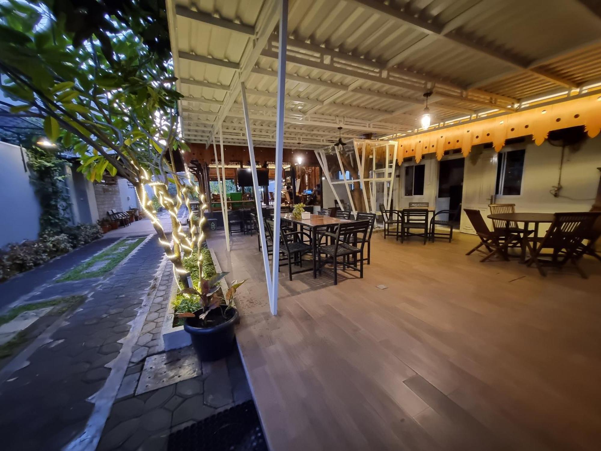 Omah Nayan Hotel Maguwo Luaran gambar