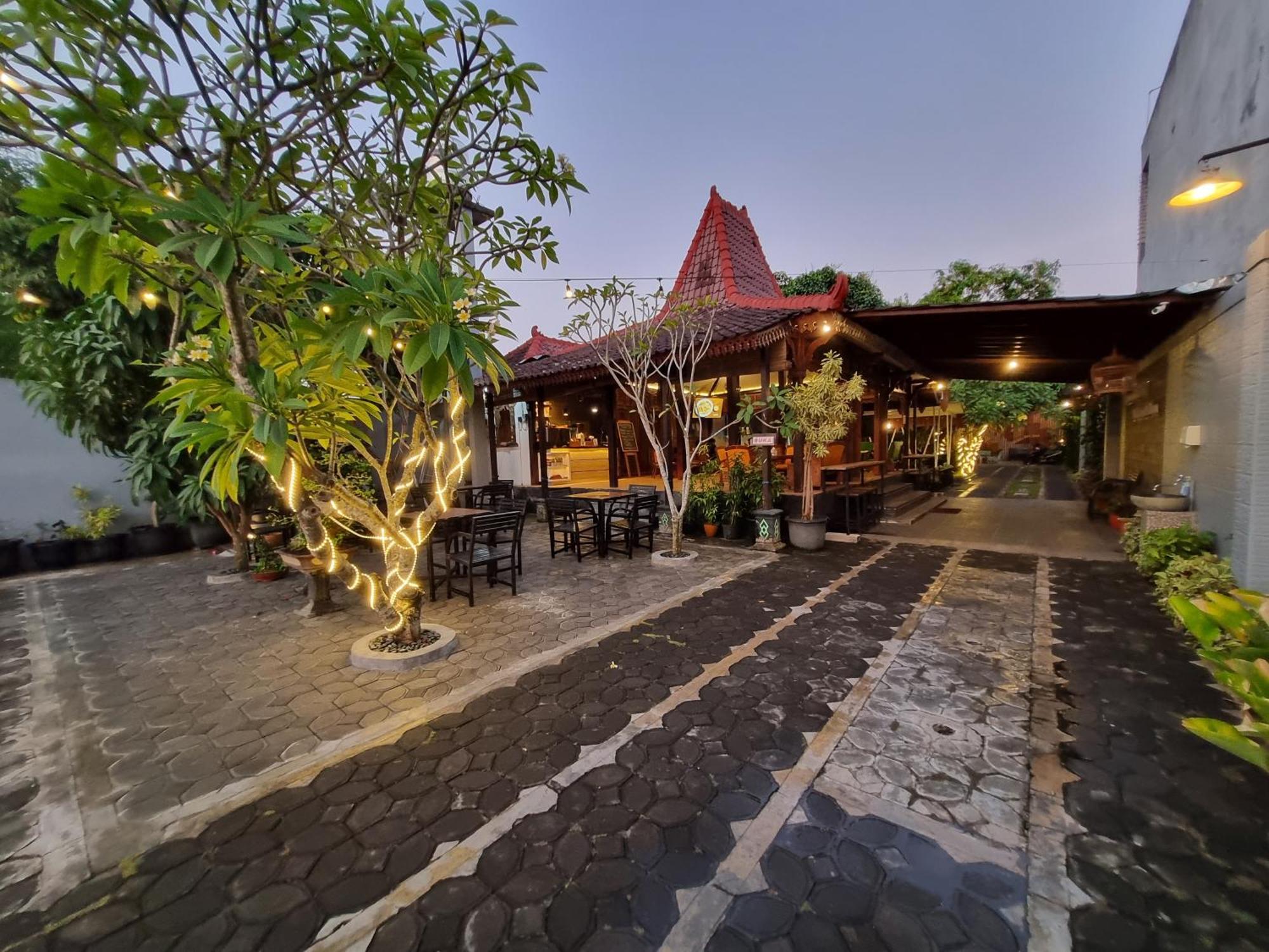 Omah Nayan Hotel Maguwo Luaran gambar